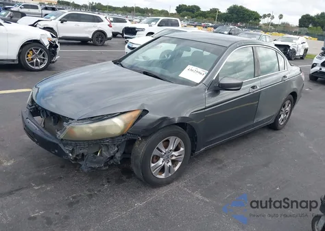 2011 Honda Accord 2.4 Se z USA, uszkodzony, nr VIN 1HGCP2F6XBA157310